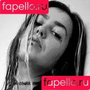 w_e_e_d_e_v_i_l_e_o / weedaria Onlyfans Photo Gallery 