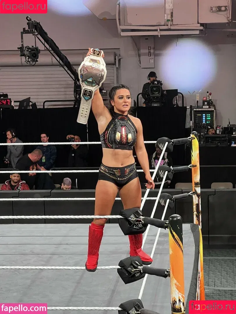 Lyra Valkyria / WWE / real_valkyria Onlyfans Photo Gallery 