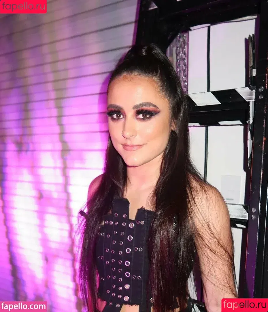 Lyra Valkyria / WWE / real_valkyria Onlyfans Photo Gallery 