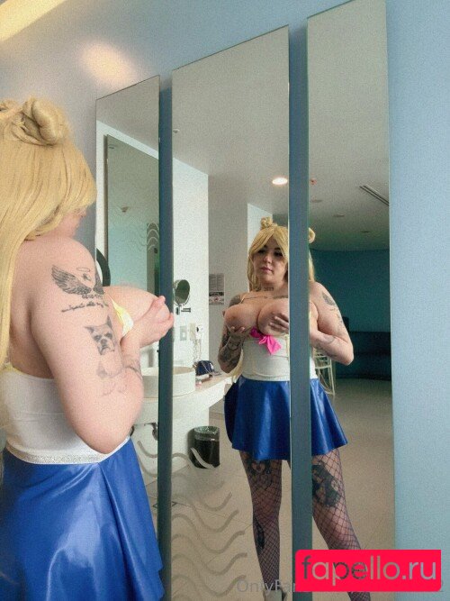 Paulin Brety Nude Onlyfans Photo 45