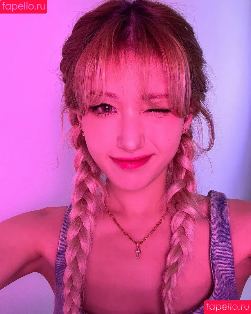 ENNIK SOMI / Jeon Somi / somsomi0309 Onlyfans Photo Gallery 