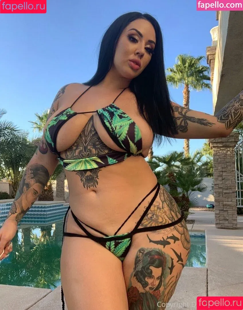 dreaalexatv / officialdreaalexa Onlyfans Photo Gallery 