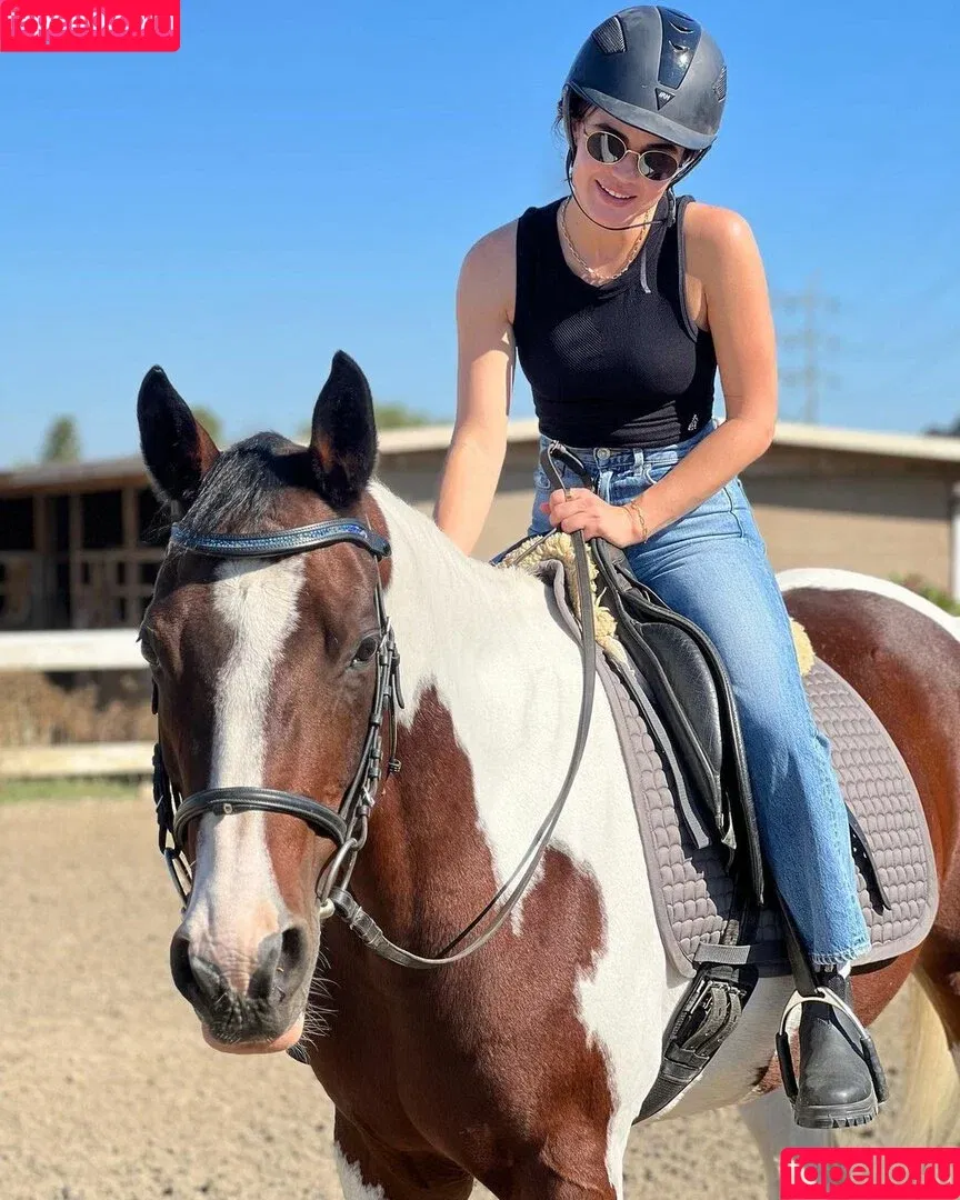 Lucy Hale / lucyhale Onlyfans Photo Gallery 