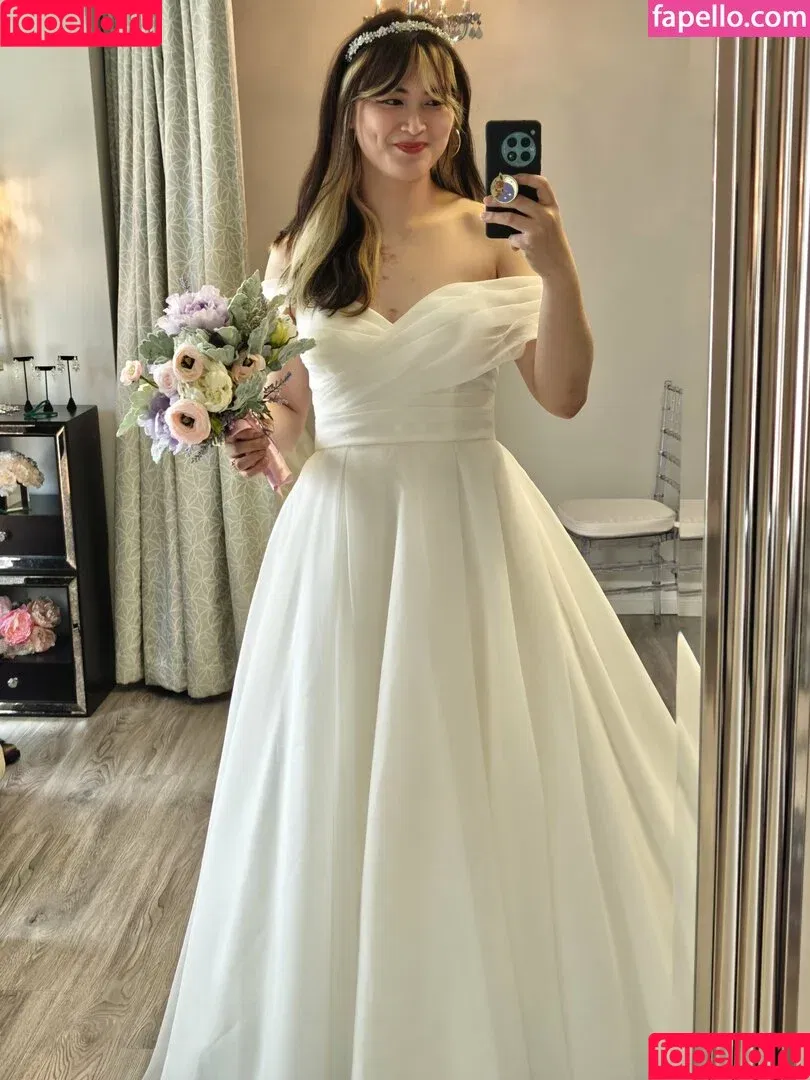 ActuallyApril / ItsActuallyApril / oh_itsjustapril Onlyfans Photo Gallery 