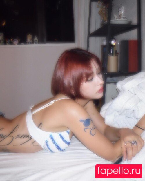Ninon Nude Onlyfans Photo 22