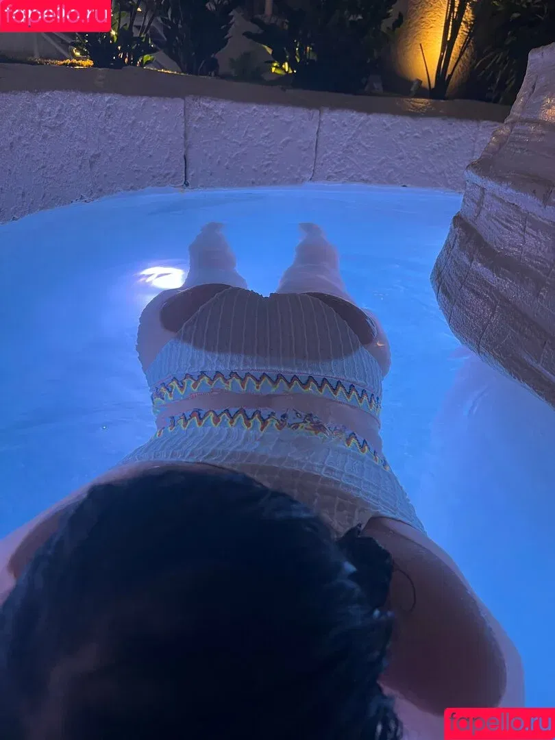 kyliestepsister / therealkylesister Onlyfans Photo Gallery 