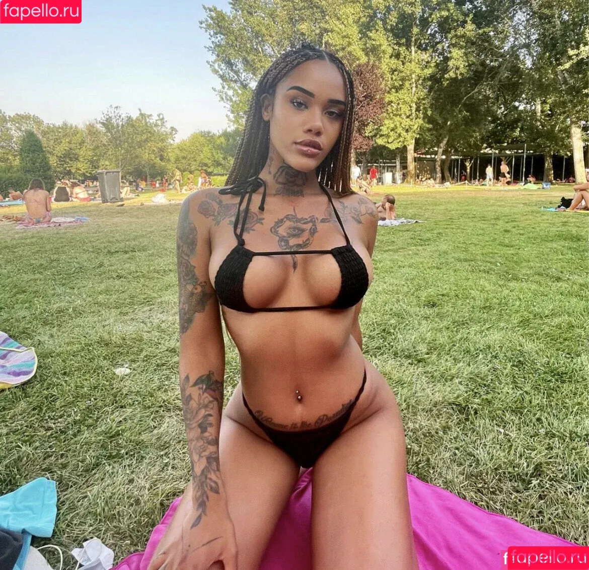Lahelahe_ / Mamilahe / Sora Eke / Yara Love / sora.eke Onlyfans Photo Gallery 