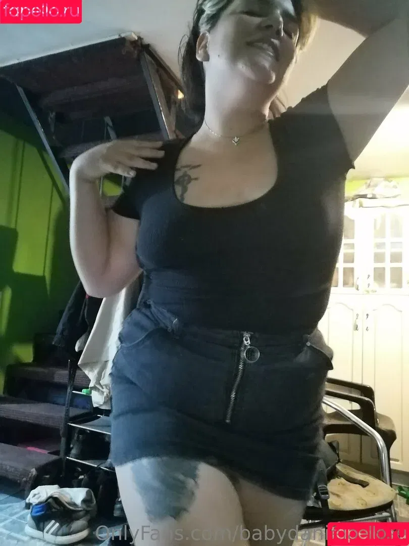 babydaniela_free / babydaniellev Onlyfans Photo Gallery 