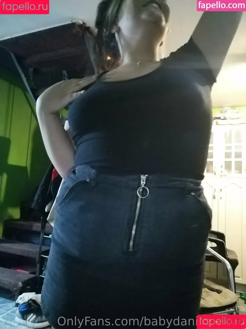 babydaniela_free / babydaniellev Onlyfans Photo Gallery 