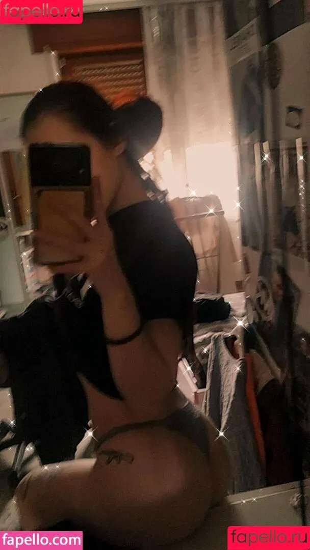 Roxanax Sg / roxanax_sg Onlyfans Photo Gallery 