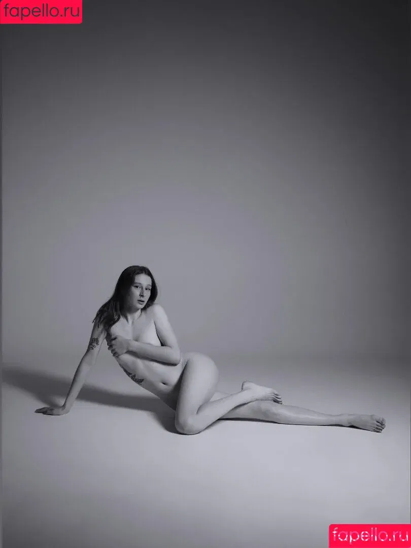 PolinaPoltina / polinavolkova / poltina_polina / Полина Полтина Onlyfans Photo Gallery 