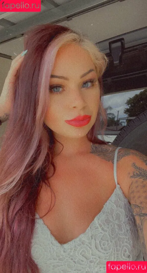 brookedonoghue_ / brookegonerouge Onlyfans Photo Gallery 