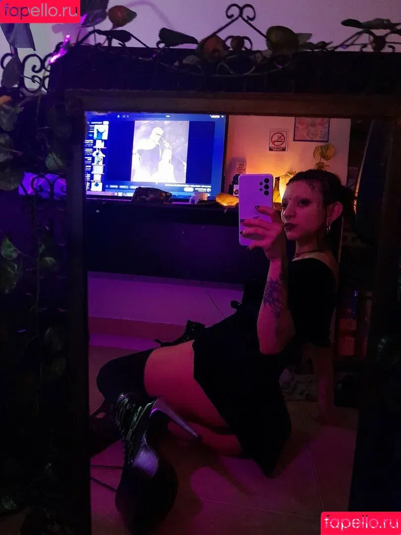 cutra666kiut / horrorkutr4 / kutr3kutr3 / kutra / todoesposiblenelcaos Onlyfans Photo Gallery 