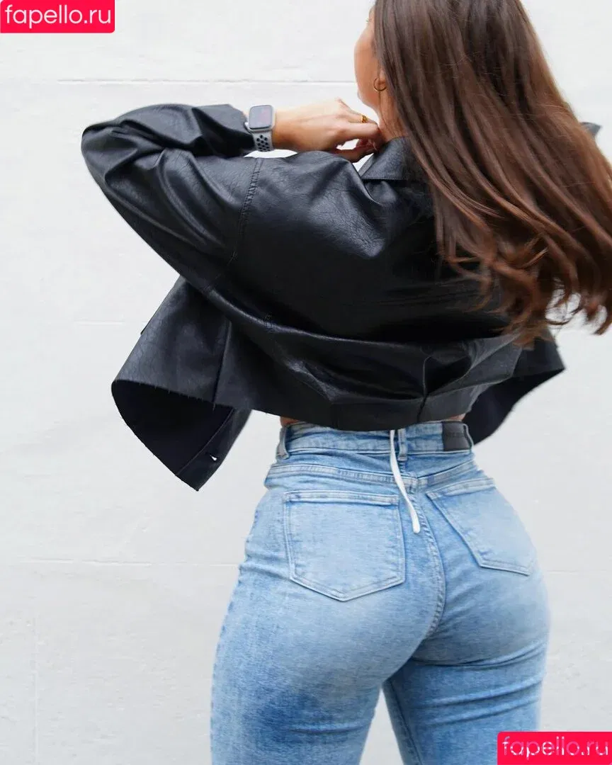 Livefitelle / elle edwards Onlyfans Photo Gallery 