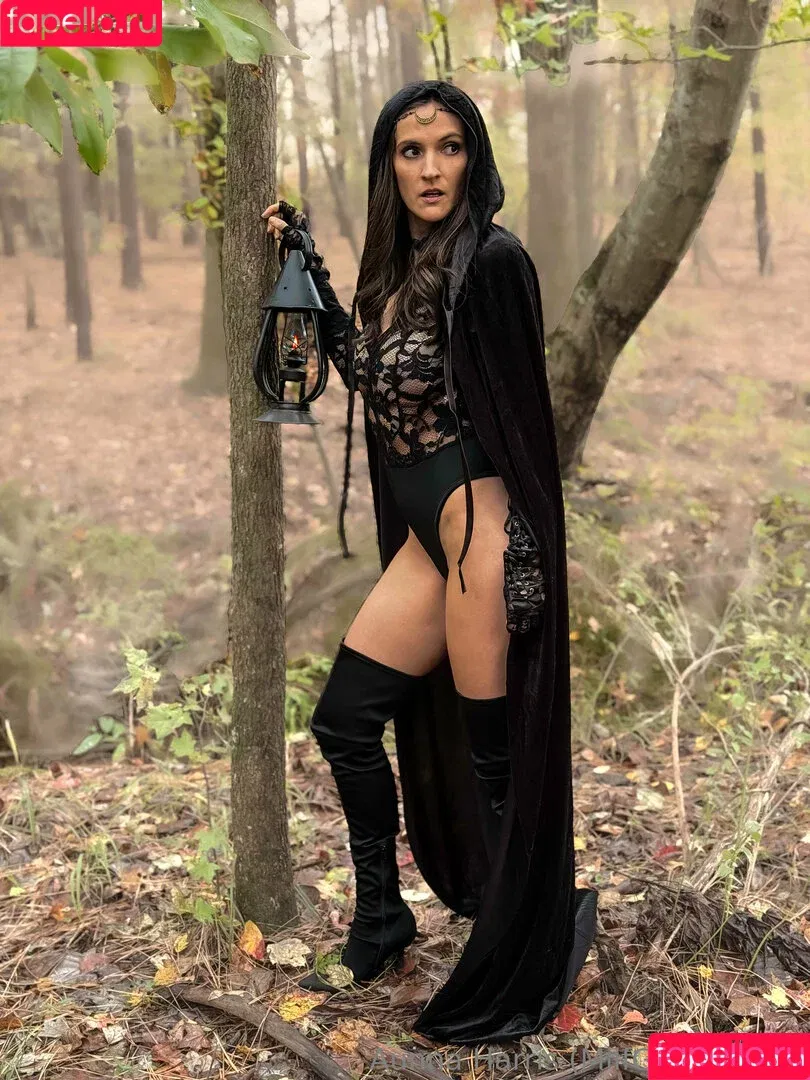 momgoddess82 / mothgoddess Onlyfans Photo Gallery 