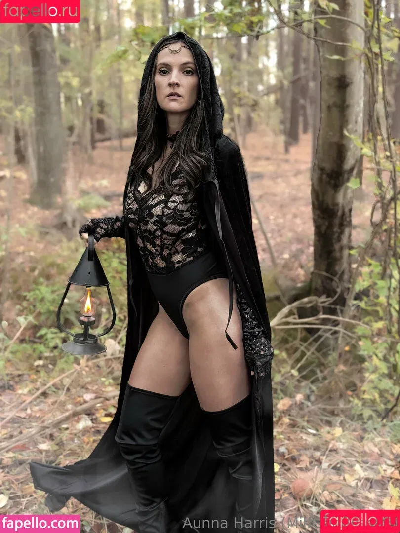 momgoddess82 / mothgoddess Onlyfans Photo Gallery 