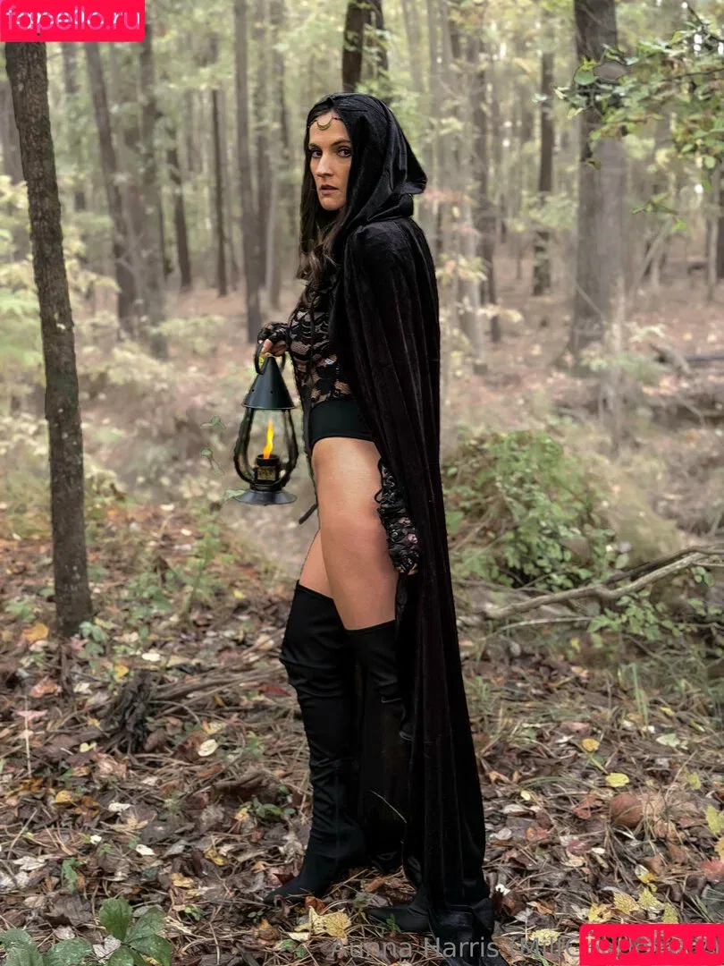 momgoddess82 / mothgoddess Onlyfans Photo Gallery 