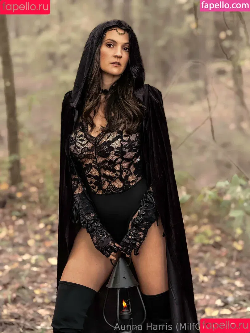 momgoddess82 / mothgoddess Onlyfans Photo Gallery 