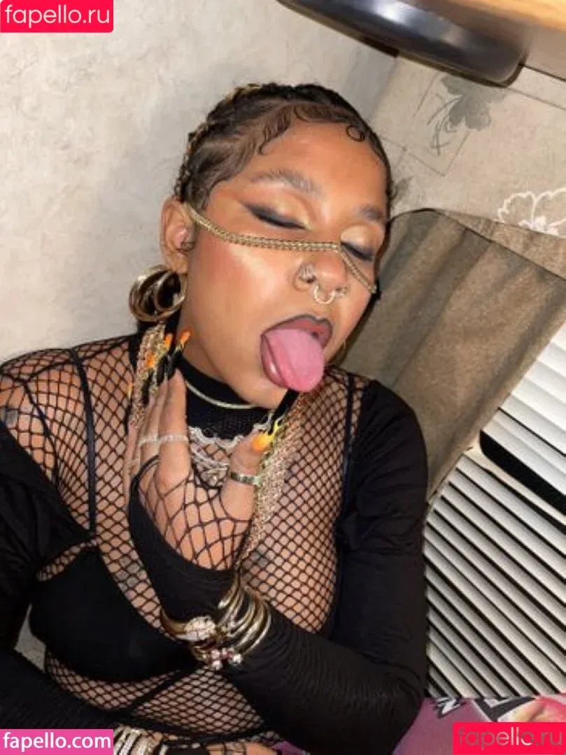 Tokischa Peralta / tokischa.popola / tokischa_ Onlyfans Photo Gallery 