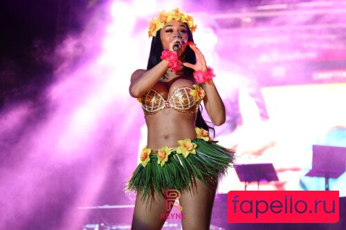 Saweetie Nude Onlyfans Photo 24