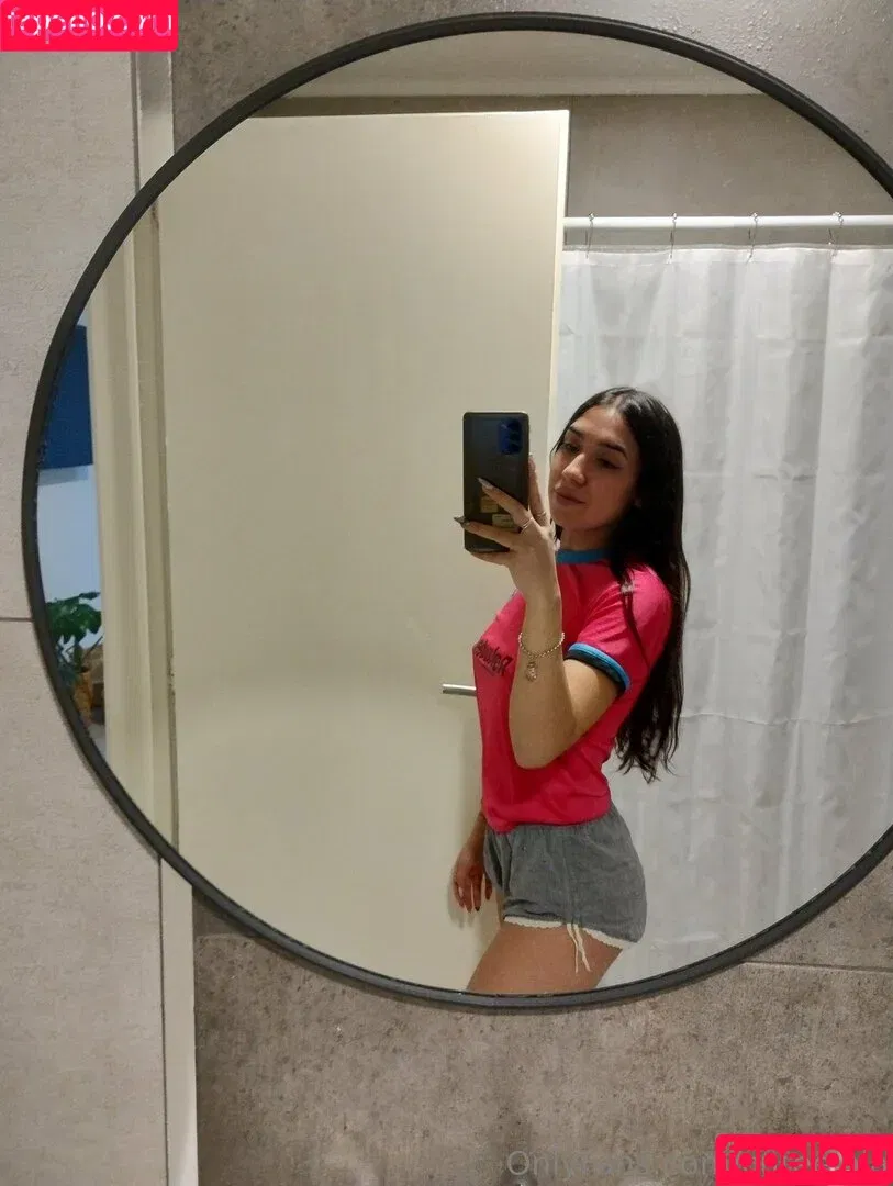 Lola / cuteelola Onlyfans Photo Gallery 