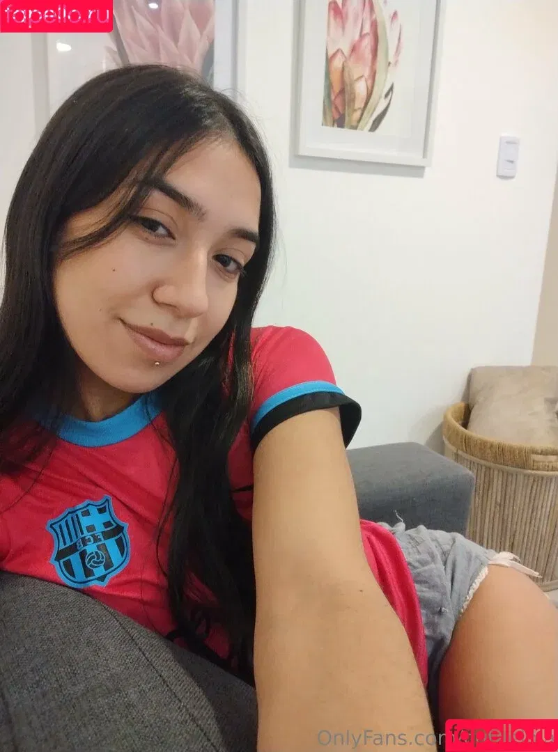 Lola / cuteelola Onlyfans Photo Gallery 