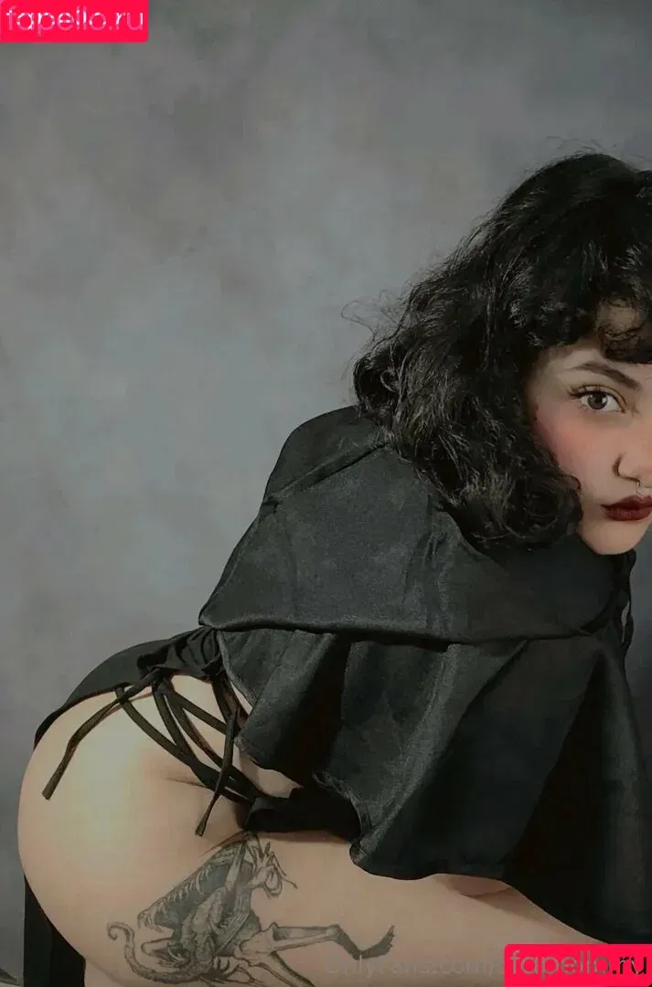 aradia.spark / aradia_spark Onlyfans Photo Gallery 