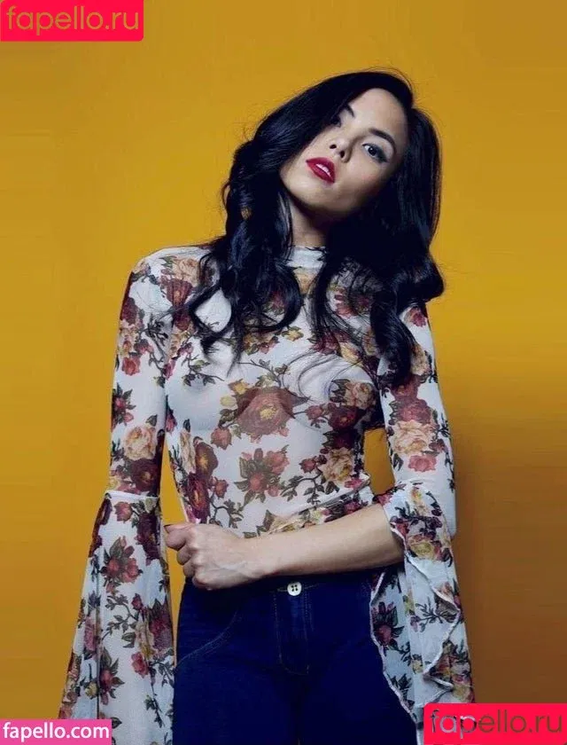 Anna Akana / AnnaAkana / wonderlandstudios Onlyfans Photo Gallery 