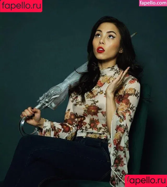 Anna Akana / AnnaAkana / wonderlandstudios Onlyfans Photo Gallery 