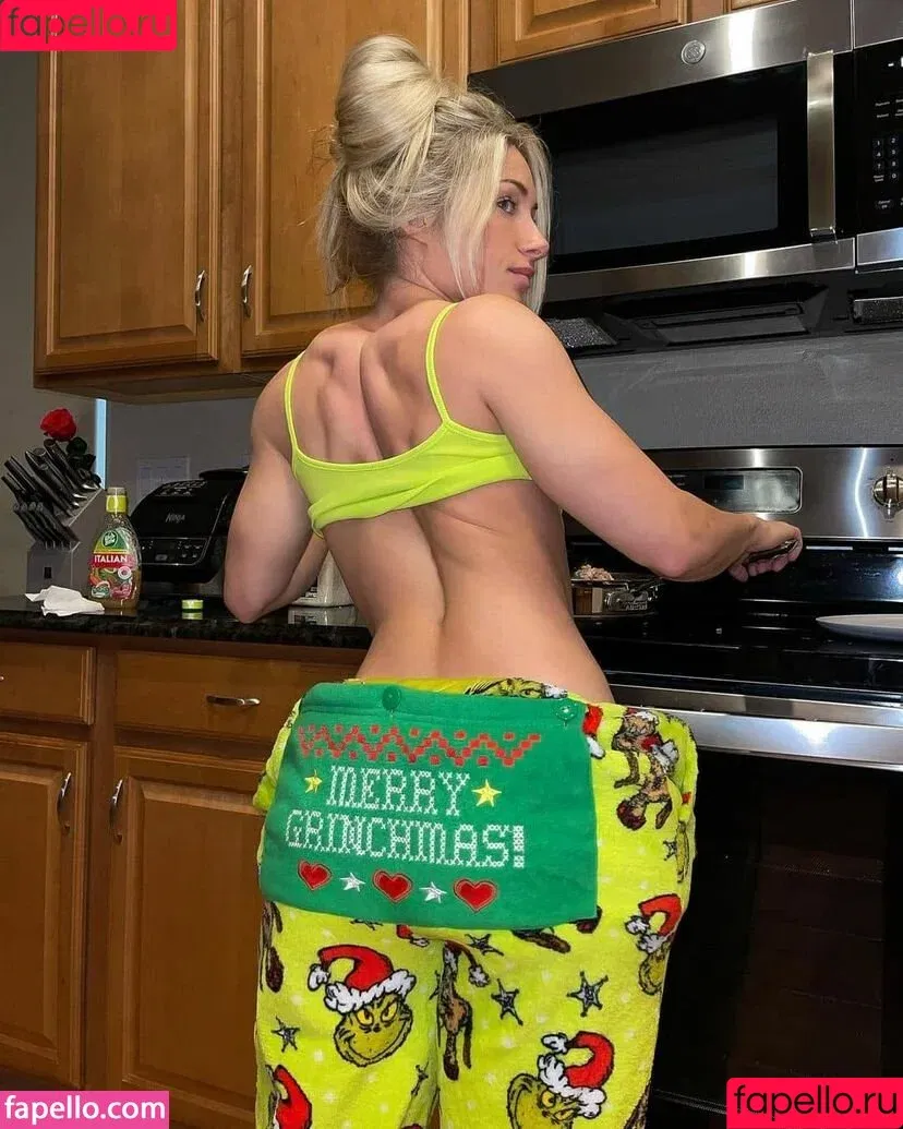 MisscarriejuneVIP / https: / misscarriejune._ Onlyfans Photo Gallery 