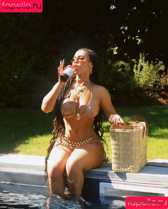 Asia Monet Ray / asiamonetray / asiawaasia Onlyfans Photo Gallery 