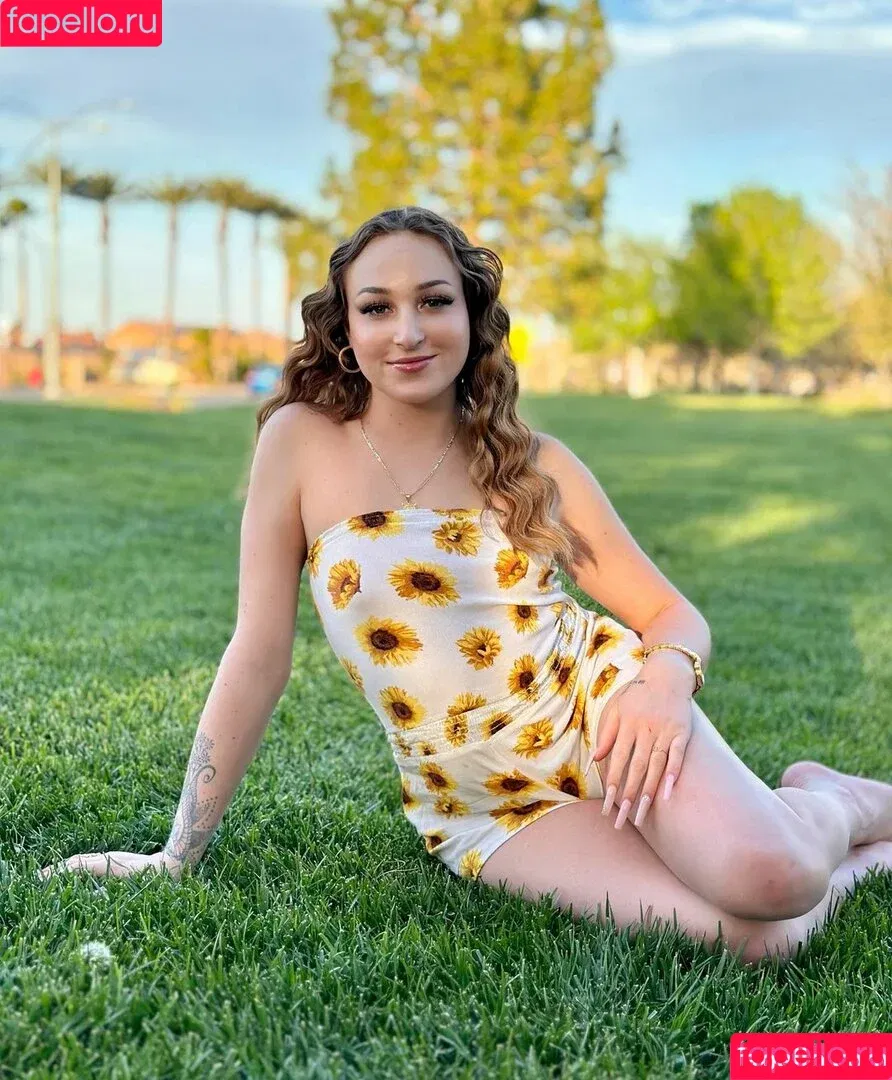 Haven Rose / haven53 / tshavenrose Onlyfans Photo Gallery 