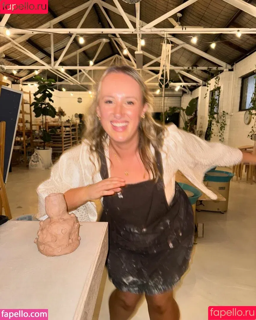 Elloise / elloiserachel / holigay.girl Onlyfans Photo Gallery 