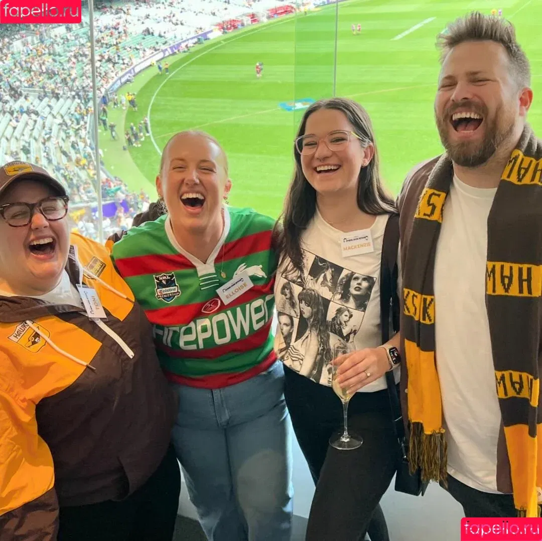 Elloise / elloiserachel / holigay.girl Onlyfans Photo Gallery 