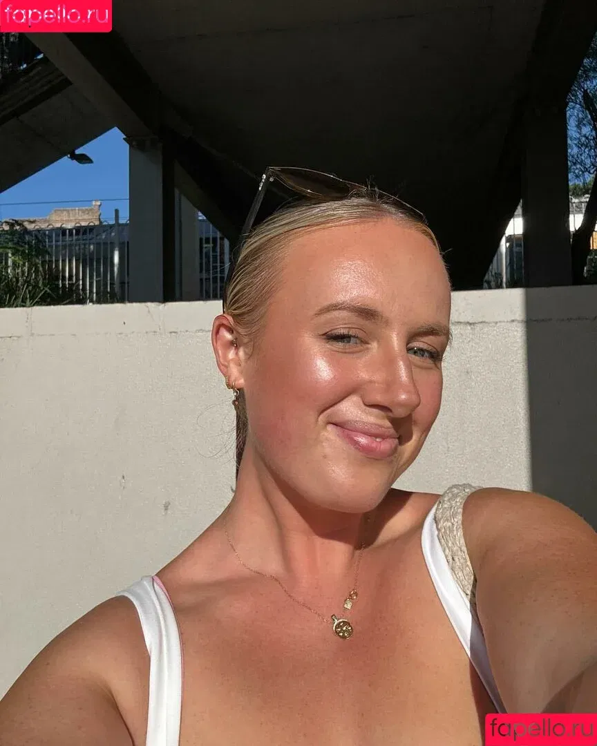 Elloise / elloiserachel / holigay.girl Onlyfans Photo Gallery 