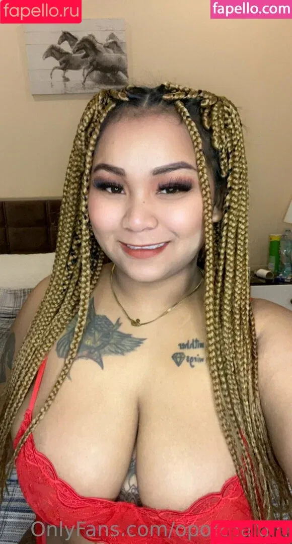 bangkokamateurs / oporthaigirl Onlyfans Photo Gallery 