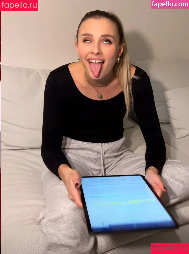 Greta Engelfried / greta_e_ Onlyfans Photo Gallery 