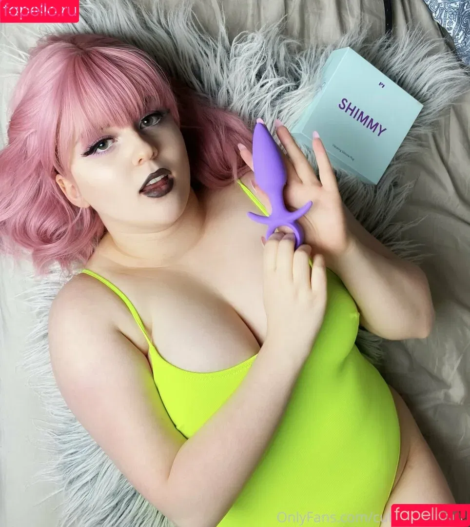 itsbunnyblaze / omg_itss_patty Onlyfans Photo Gallery 