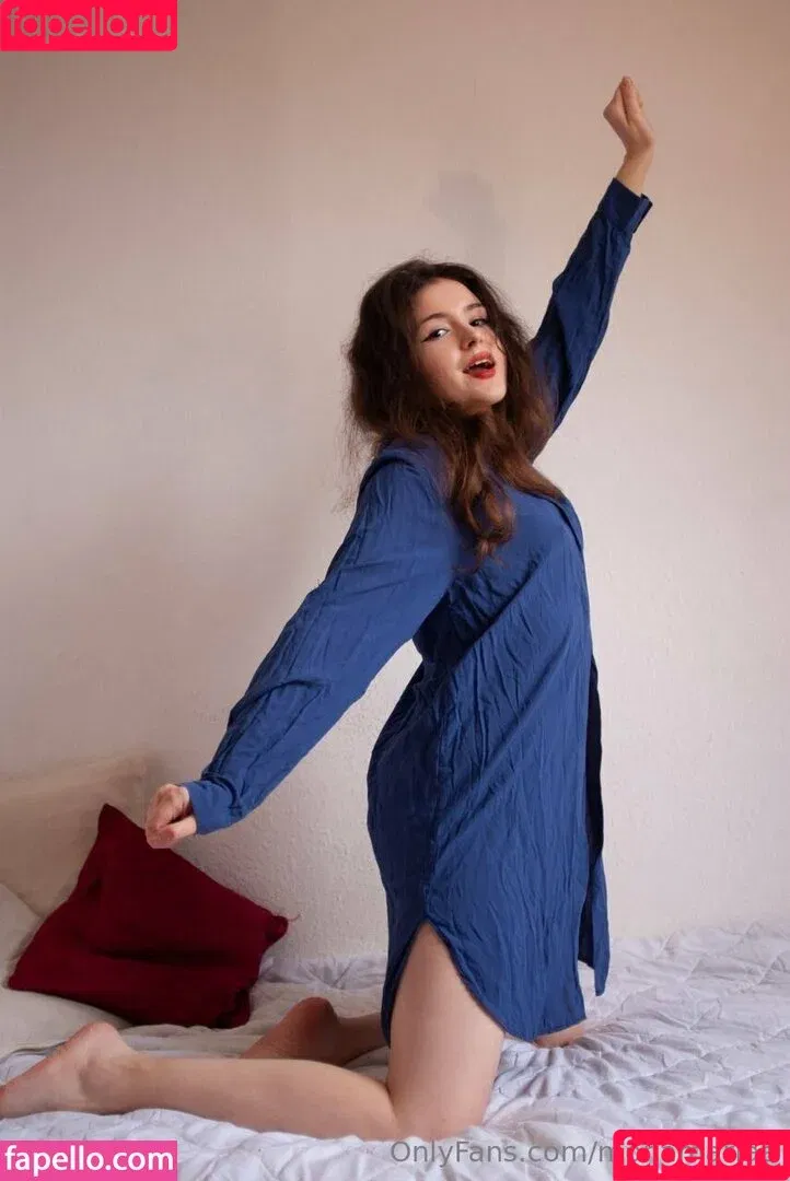 Mona Maria / monamariaa Onlyfans Photo Gallery 