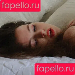 Mona Maria / monamariaa Onlyfans Photo Gallery 