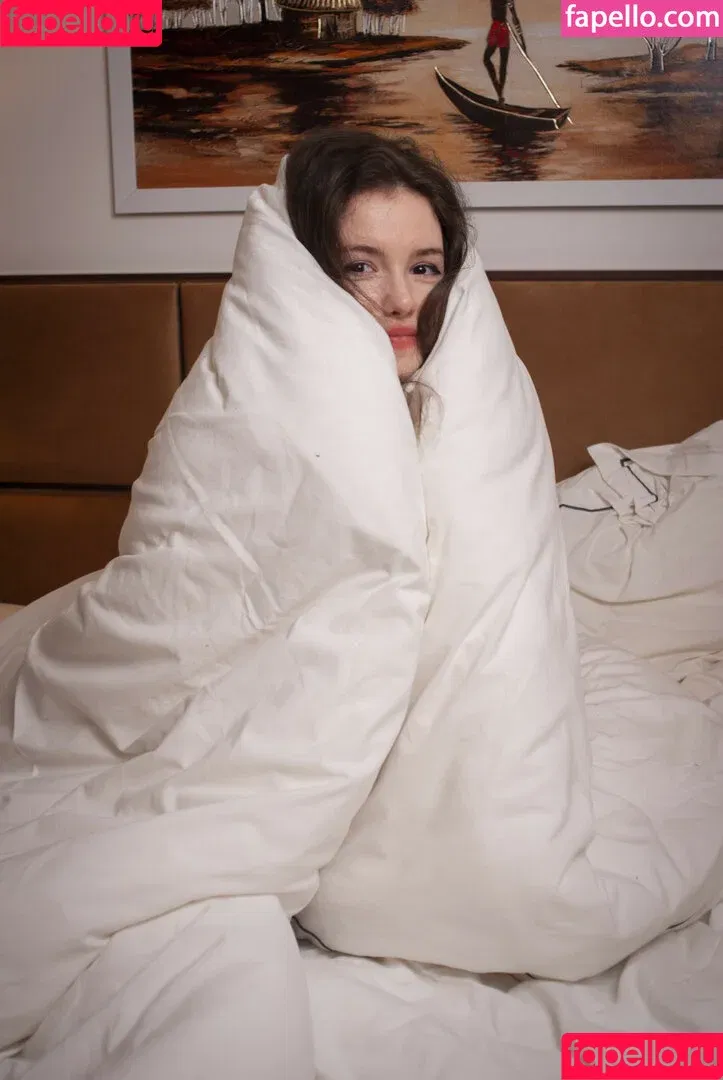 Mona Maria / monamariaa Onlyfans Photo Gallery 