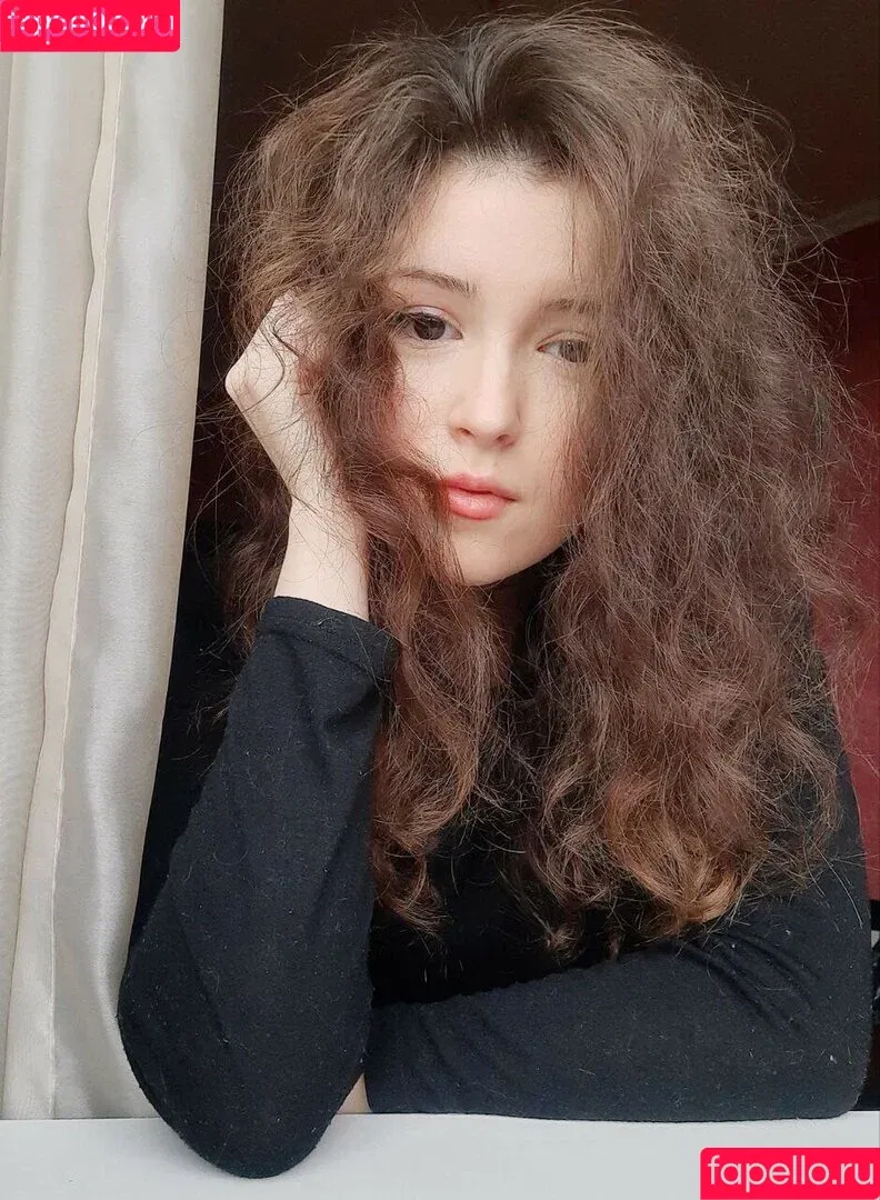 Mona Maria / monamariaa Onlyfans Photo Gallery 