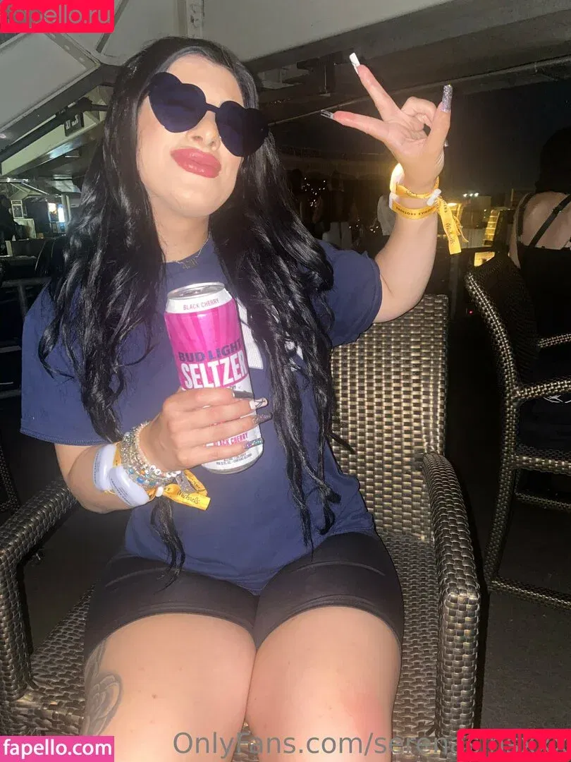 serenasins97 / serenasinsxxx Onlyfans Photo Gallery 