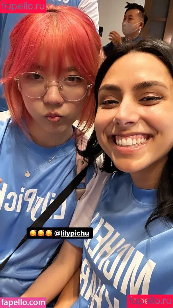 LilyPichu / onlysaber Onlyfans Photo Gallery 