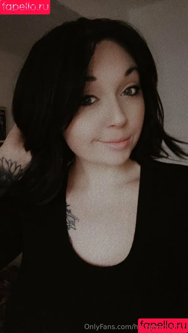 guacbottom2 / holygaucamoly Onlyfans Photo Gallery 