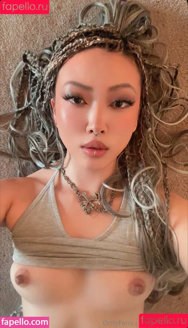 milakoisfw / milakoisworld Onlyfans Photo Gallery 