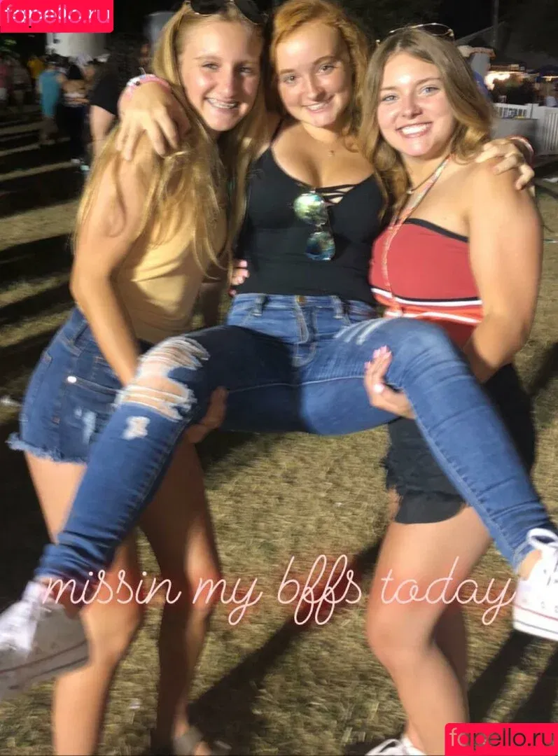 Kennedy Carter / https: / icarter / kennedy.carter Onlyfans Photo Gallery 