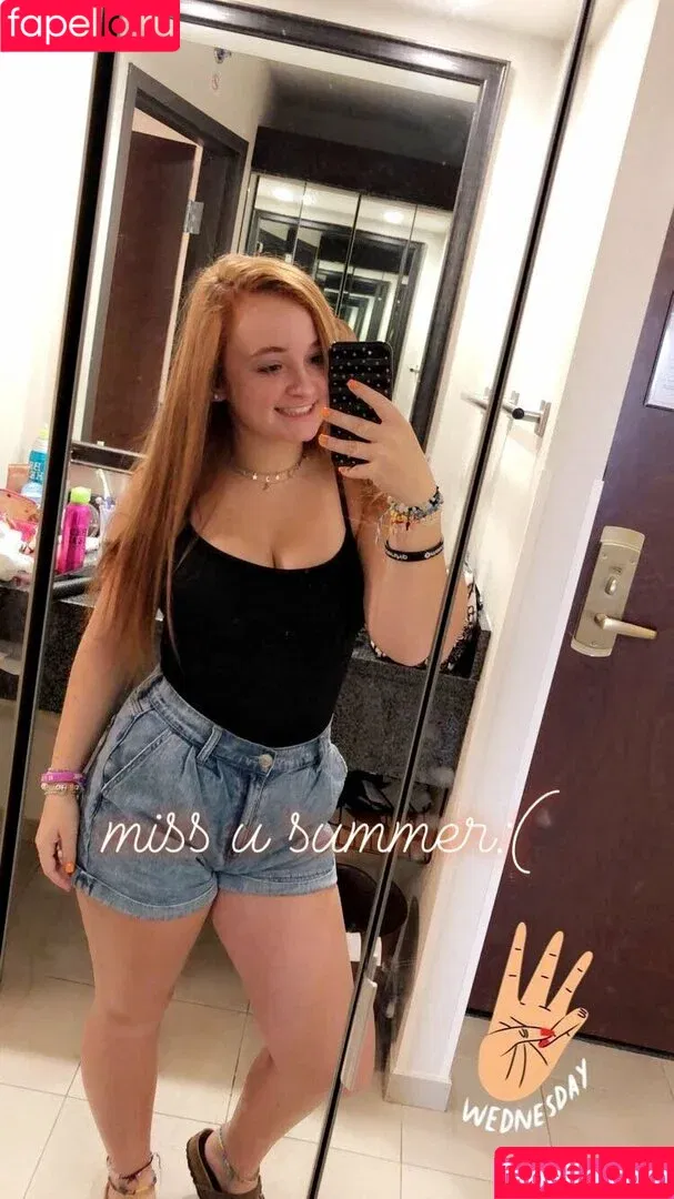 Kennedy Carter / https: / icarter / kennedy.carter Onlyfans Photo Gallery 