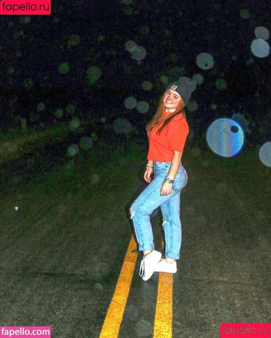 Kennedy Carter / https: / icarter / kennedy.carter Onlyfans Photo Gallery 