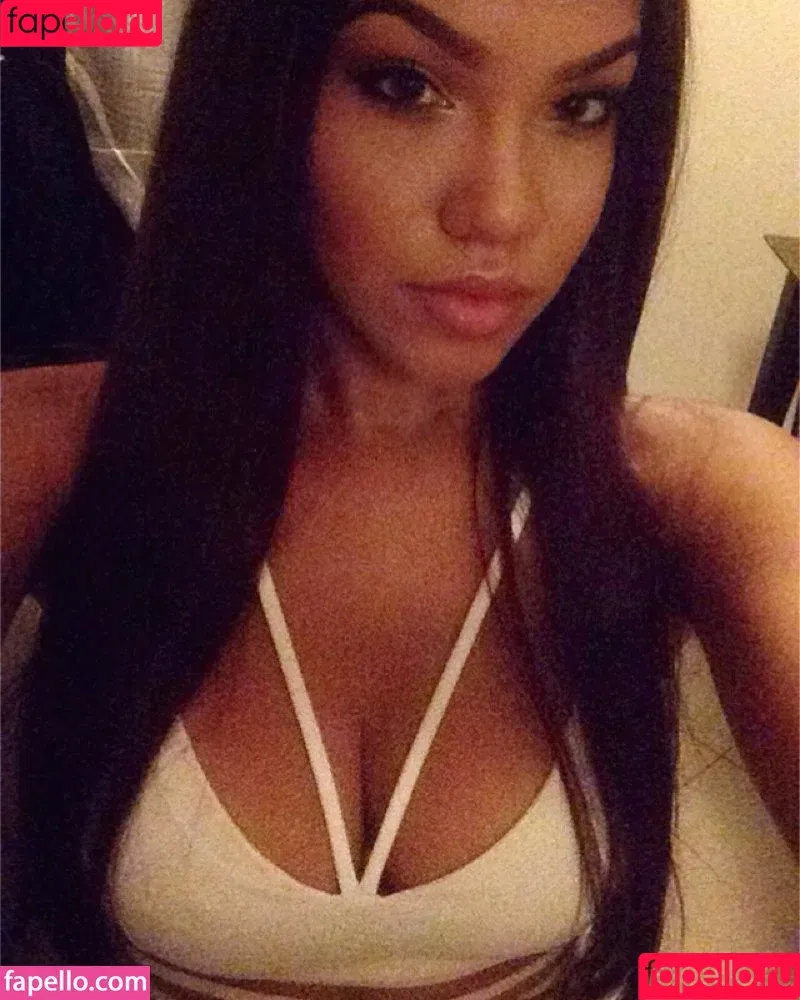 Tiona Fernan / tionafernan Onlyfans Photo Gallery 